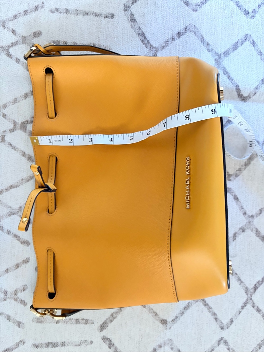 Michael Kors Trista Bucket Bag Mustard Yellow Saffiano Shoulder Bag - Picture 11 of 12